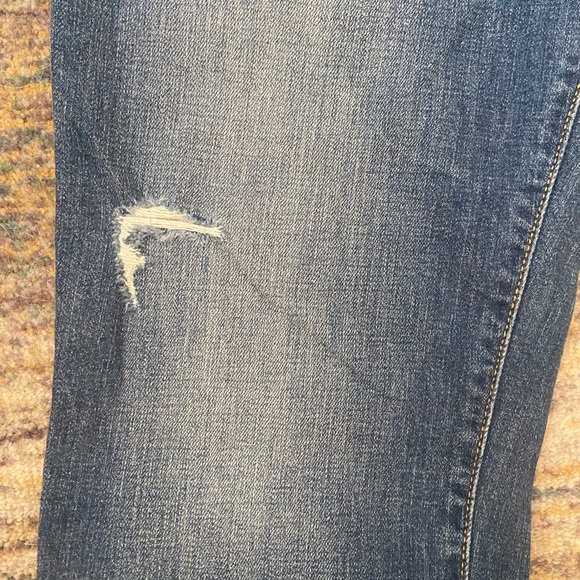 Distressed jeans, Studio Blue (from Stitch Fix), women’s size 30 - Picture 5 of 13